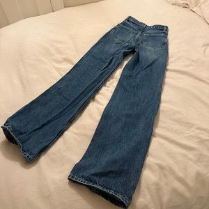 High Waisted Wide Leg “Mom Jeans” Zara